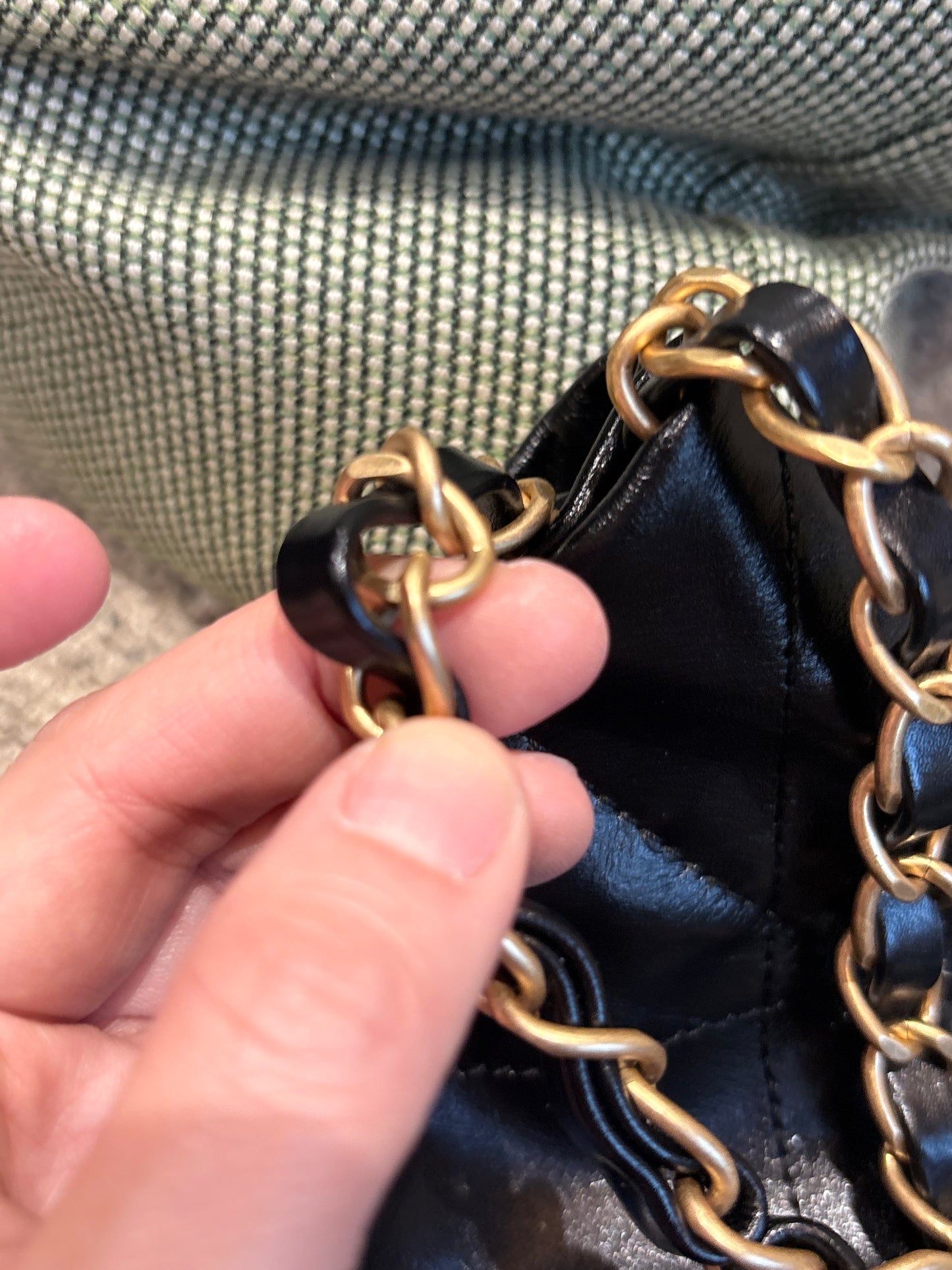 Chanel 22 large size hobo bag