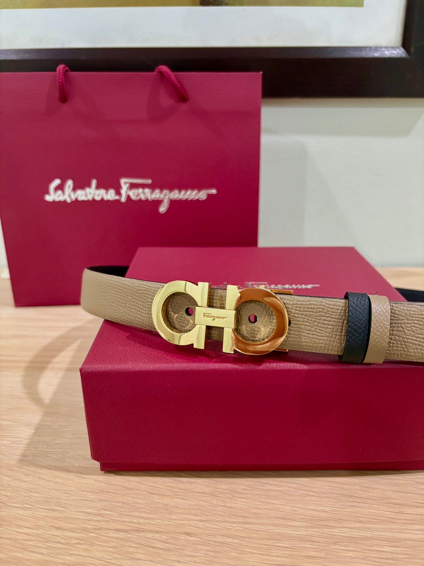 Ladies Gancini Reversible Ferragamo belt