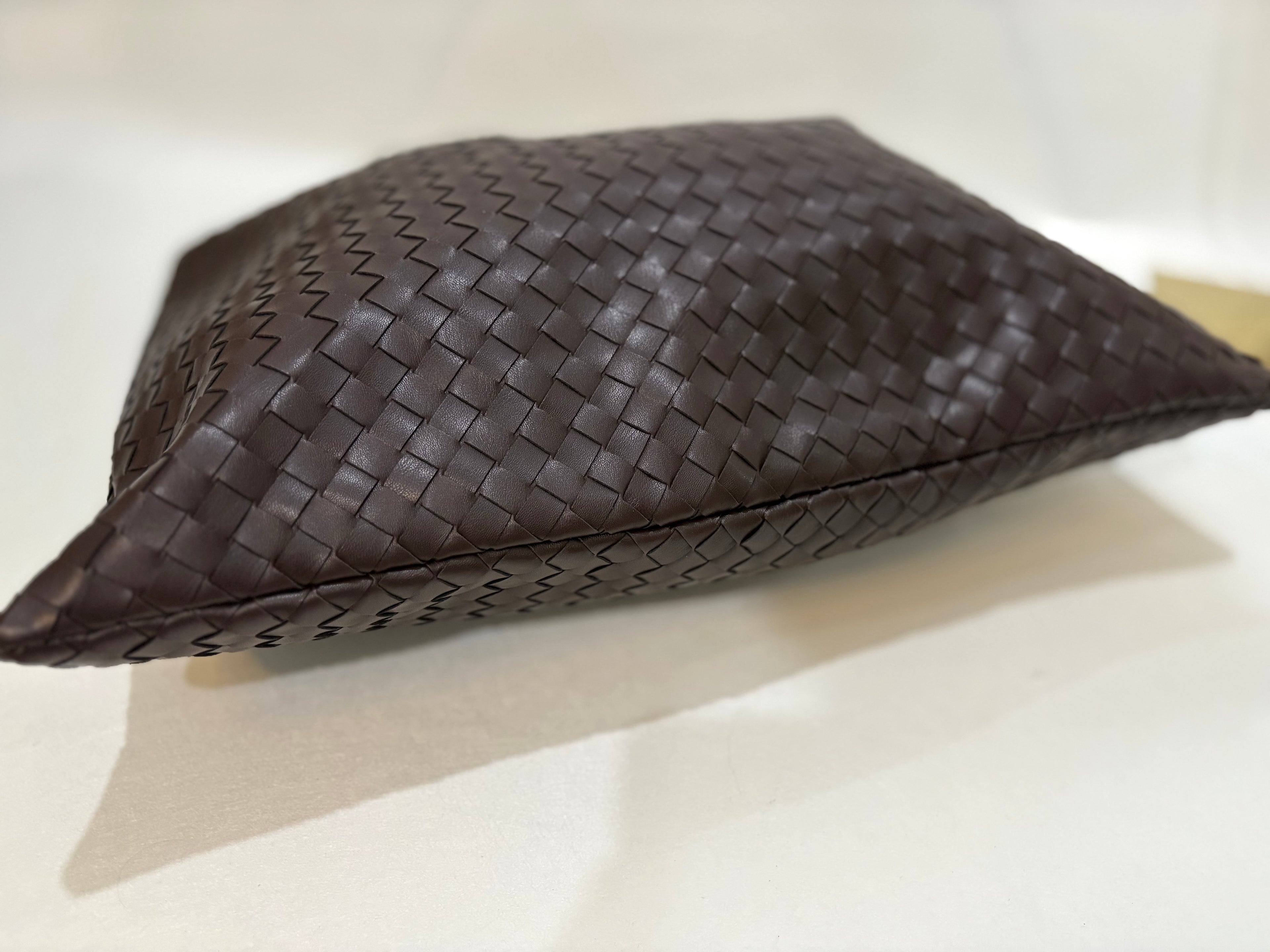 Bottega Inspired hop bag