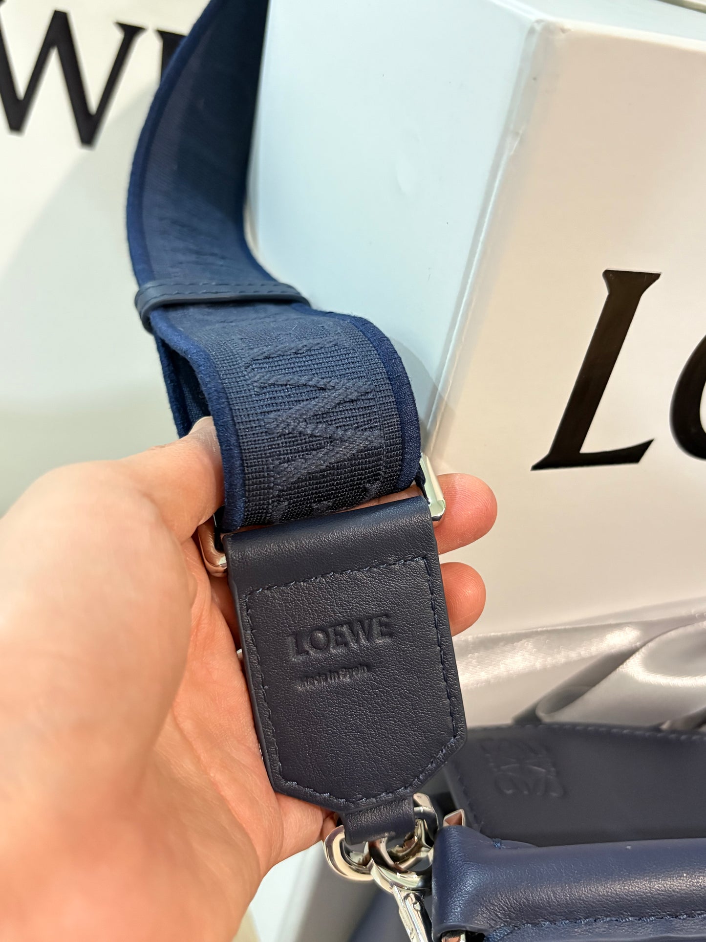 Loewe Puzzle Crossbody Bag (LIMITED EDITION )