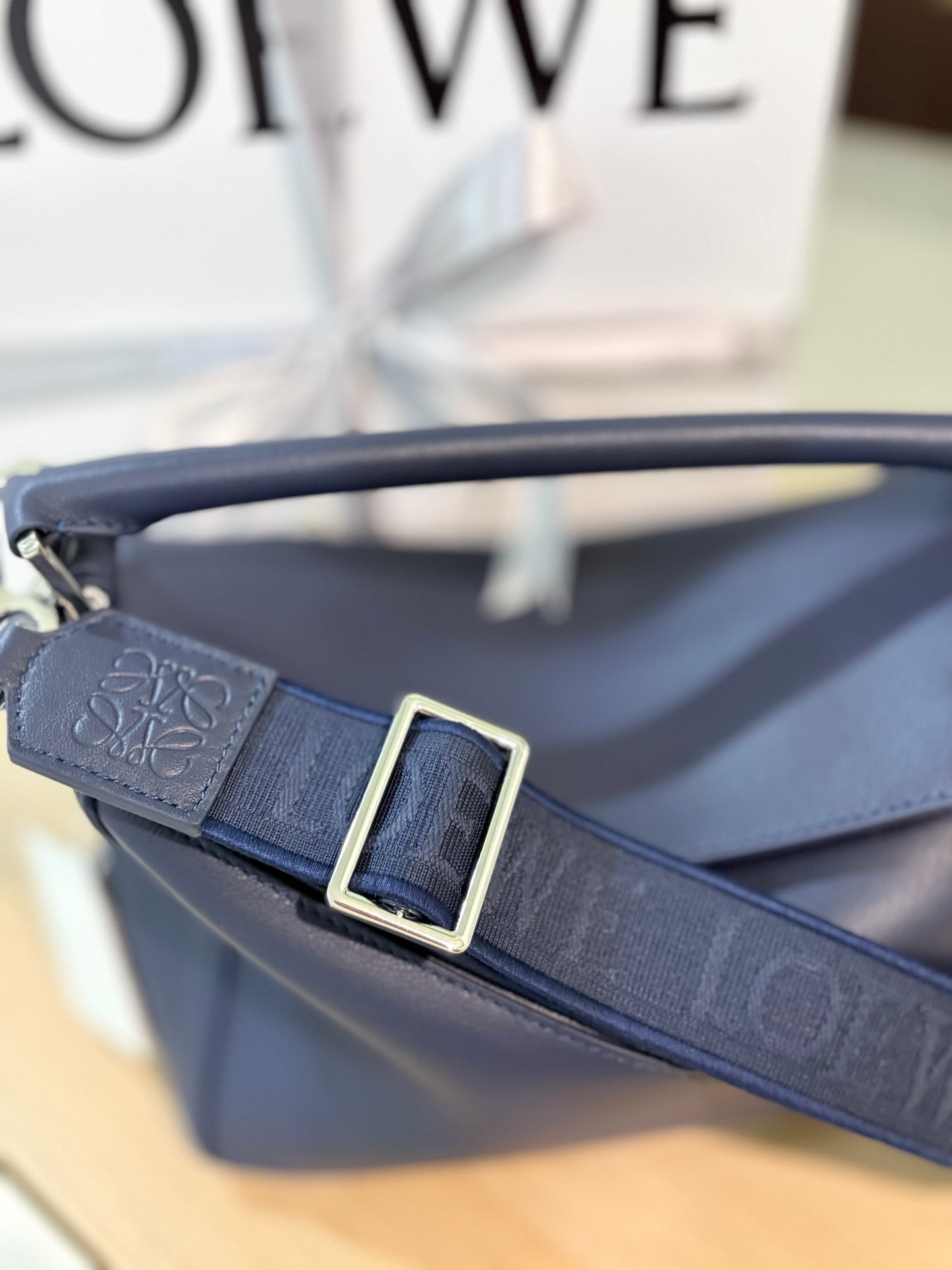 Loewe Puzzle Crossbody Bag (LIMITED EDITION )