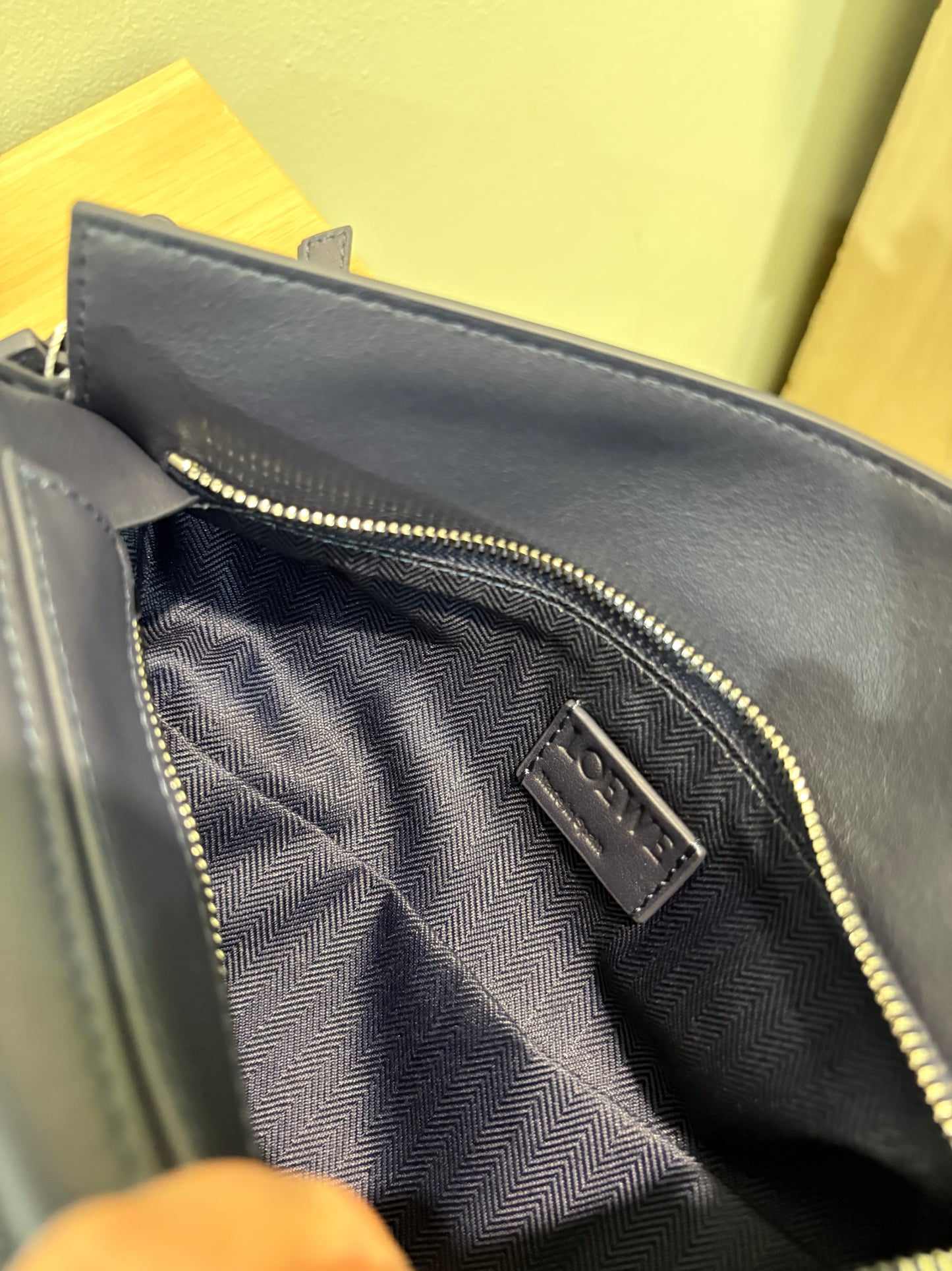 Loewe Puzzle Crossbody Bag (LIMITED EDITION )