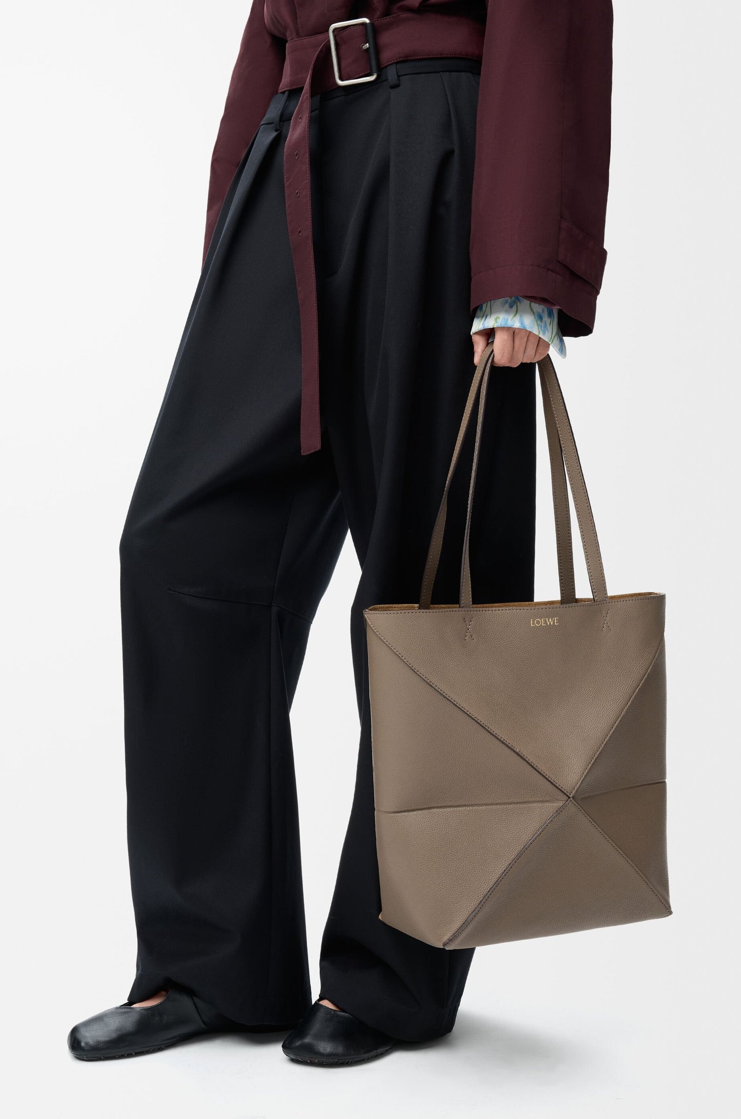 Medium Puzzle Fold totein soft grained calfskin