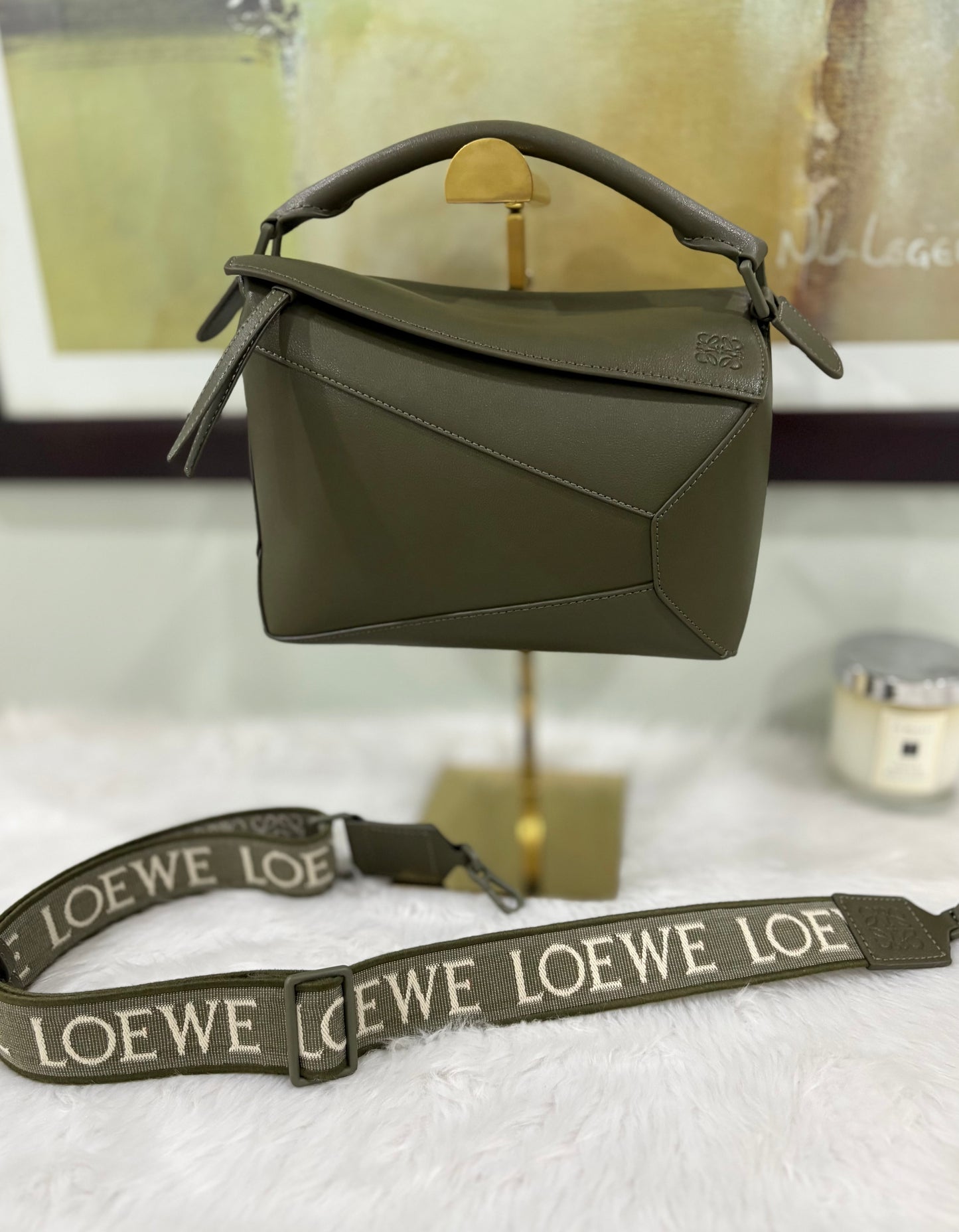 Loewe Puzzle edge monochrome in satin leather calfskin