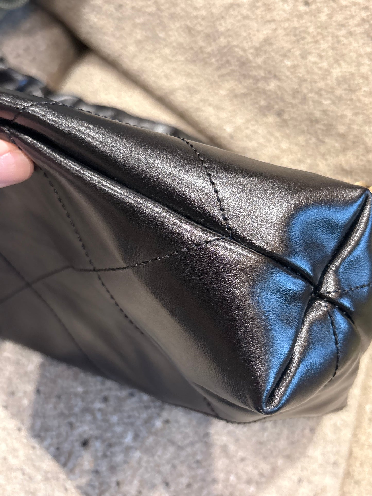 Chanel 22 large size hobo bag