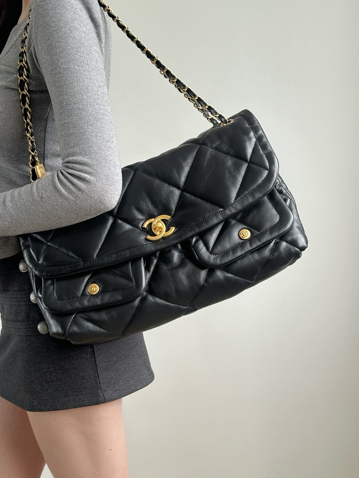 Chanel 19 Large Flap Bag – Black Lambskin with Mixed-Metal Chain