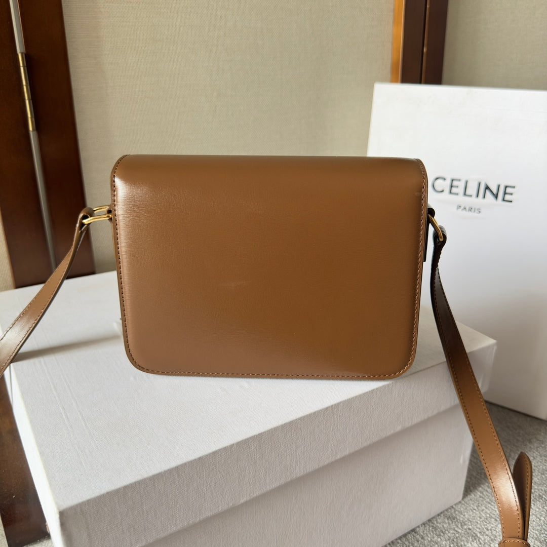 Teen TRIOMPHE bag in shiny calfskin