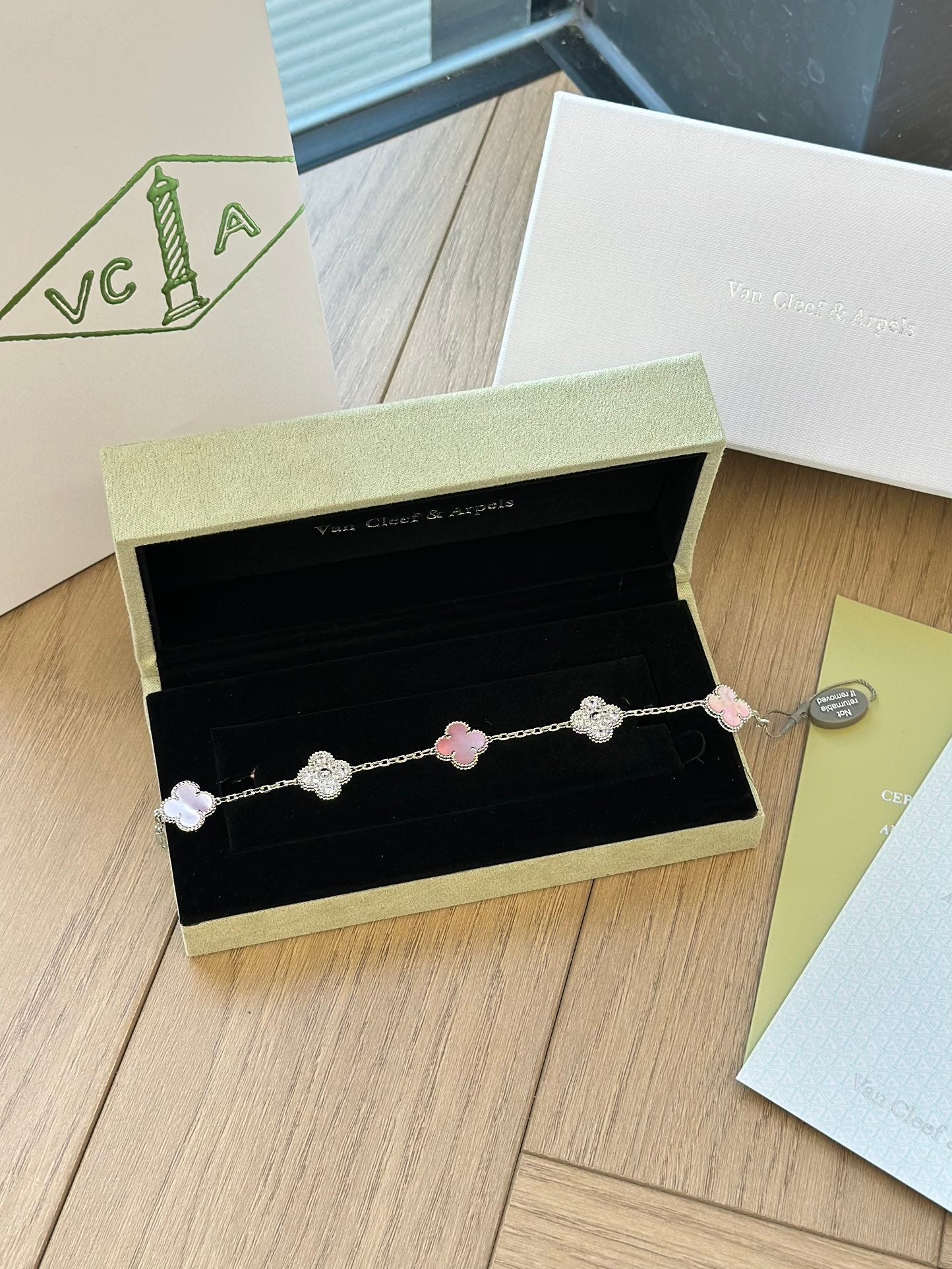 Van Cleef & Arpels Bracelet (Pink)